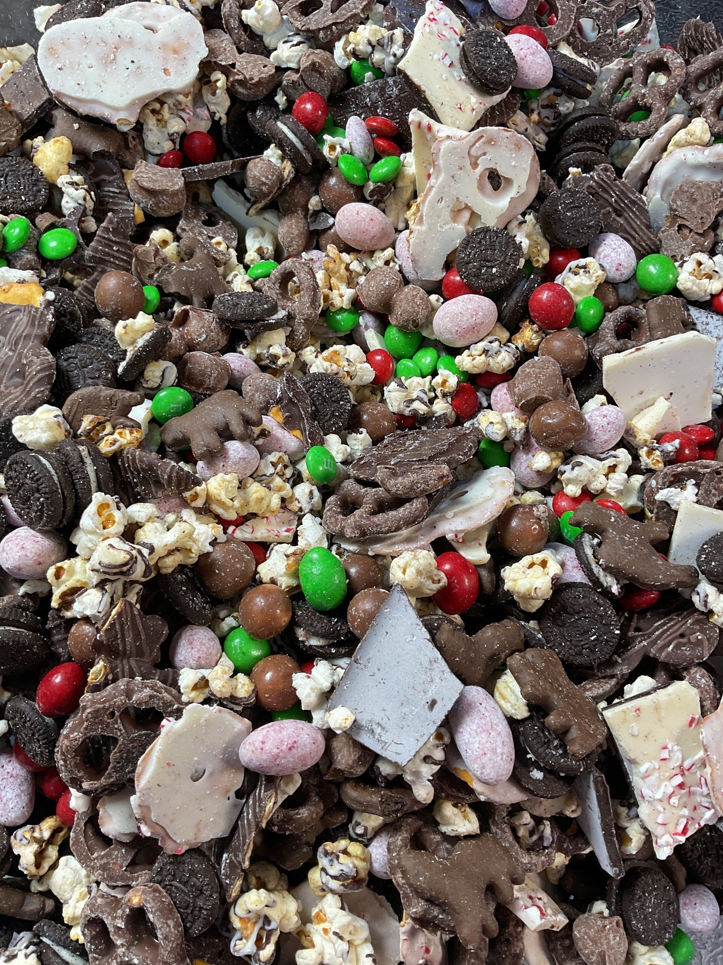 Holiday Ho Signature Munchie Mix
