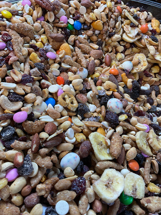 The Adios Trail Signature Munchie Mix (NEW)
